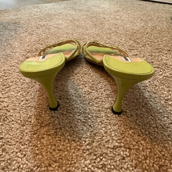 Manolo Blahnik Lime Green Strappy Heels - Picture 2 of 4